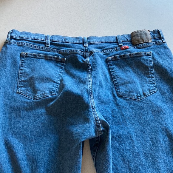 Wrangler Jeans Relaxed Fit Size 46x30 Excellent Pre-owned Condition Like New - Picture 6 of 7